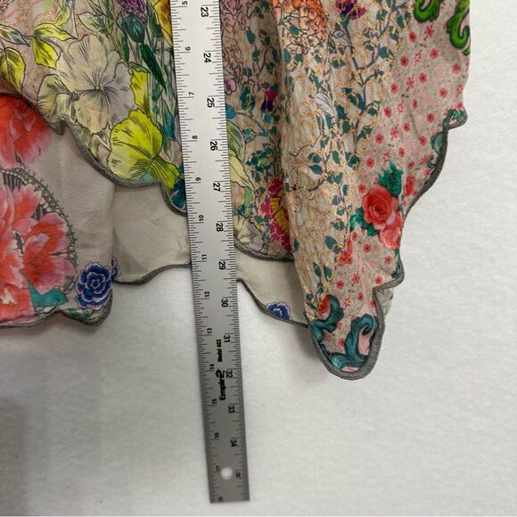 Johnny Was Boho Floral Patchwork V-Neck Women Top Size XS - Picture 8 of 12